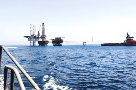 Τα βήματα ως την πρώτη γεώτρηση στο Ιόνιο το 2027 – Η εκτίμηση για τα κοιτάσματα