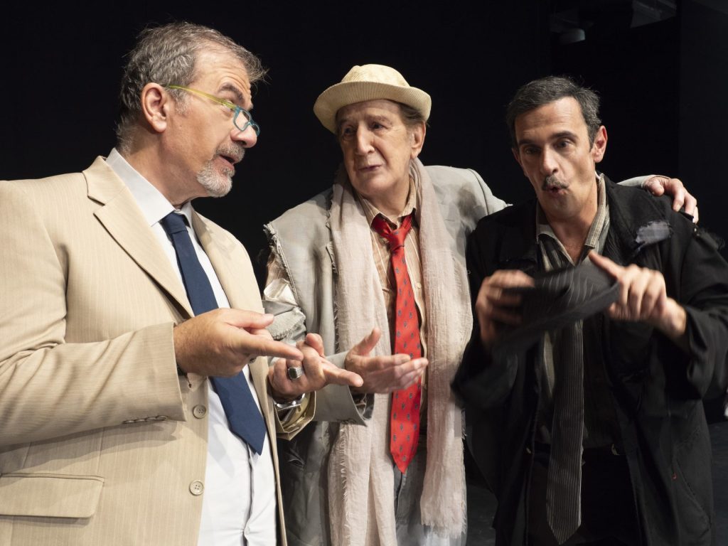 Εκείνος κι Eκείνος: Μια μεγάλη τηλεοπτική επιτυχία στο θέατρο