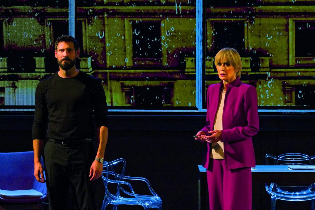 Ο Αόρατος Επισκέπτης: Ένα αστυνομικό έργο με στοιχεία θρίλερ