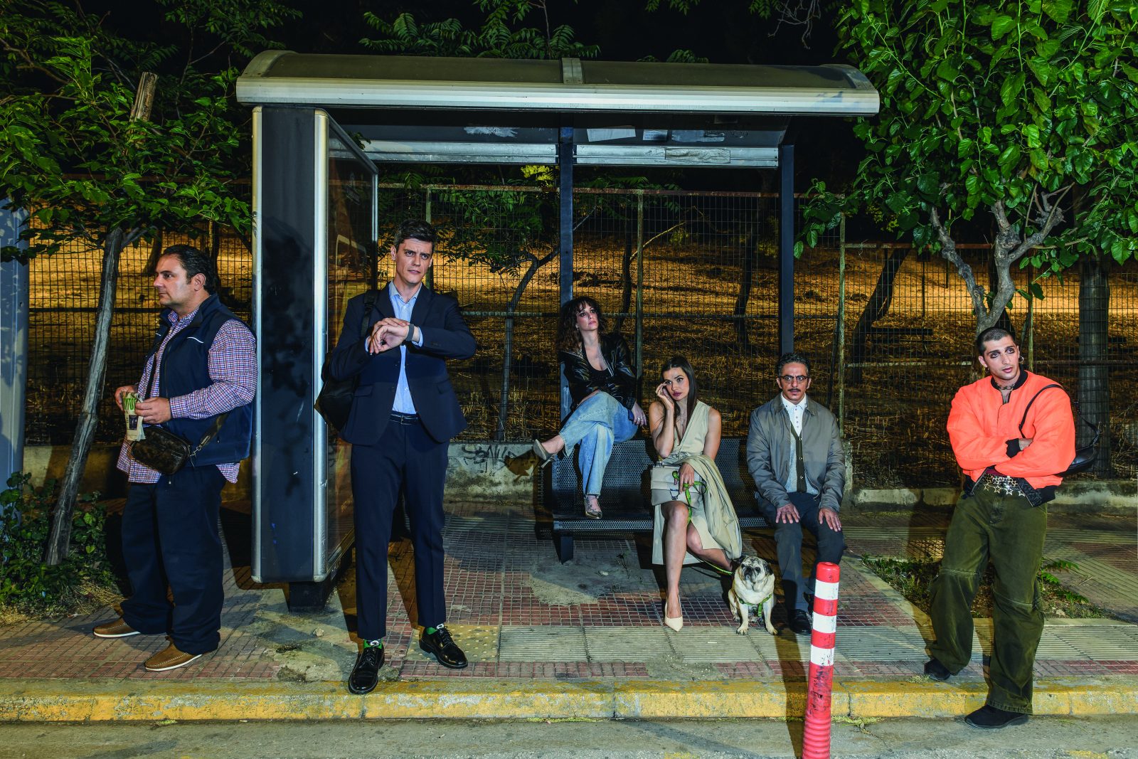 «Απόψε Κανείς Δεν Πεθαίνει» – Σεξ – Βία – Εξουσία – Πίστη – Αγάπη: Μια συλλογική ματιά σε όσα μας καθορίζουν