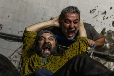 Ανθρωποι και Ποντίκια: Το ωμό έργο του Στάινμπεκ στη σύγχρονη Αθήνα