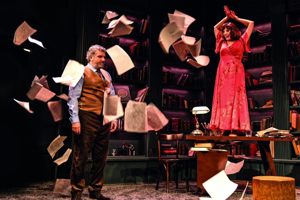 Ποιος Φοβάται την Βιρτζίνια Γουλφ: Ένα κλασικό ψυχολογικό θρίλερ μέχρι τελικής πτώσεως