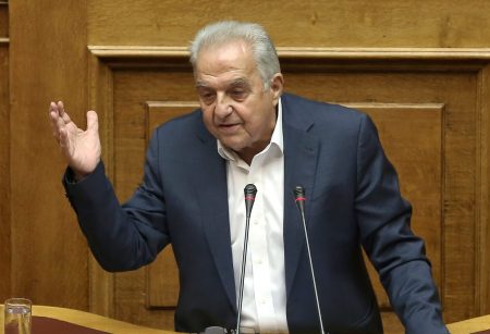Πέθανε ο Αλέκος Φλαμπουράρης