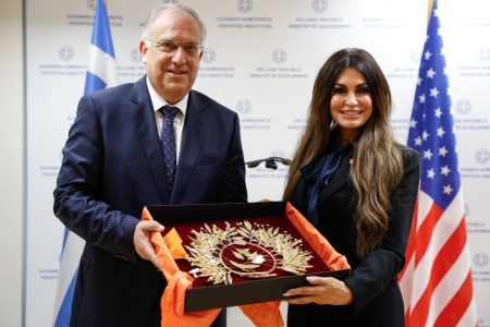 Θεοδωρικάκος – Γκιλφόιλ: Συνάντηση στο υπουργείο Ανάπτυξης – Τι είπαν για τις επενδύσεις