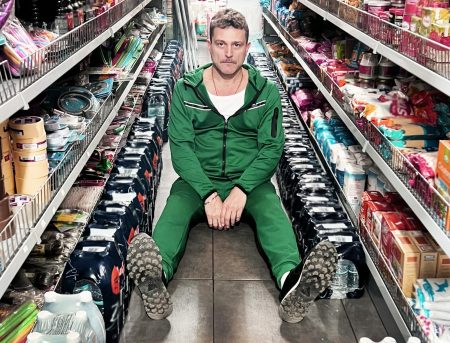 Vanya: Μια σύγχρονη εκδοχή του τσεχωφικού «Θείου Βάνια»