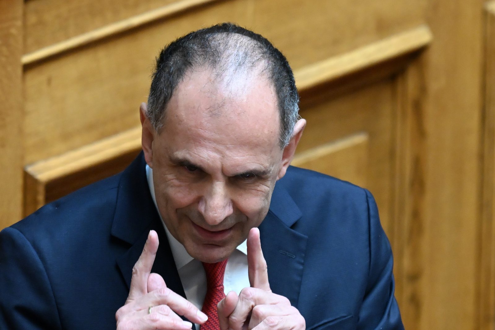 Γεραπετρίτης: Καμία πρόθεση για αποστολή στρατευμάτων στην Ουκρανία – Η αιχμή για ΠαΣοΚ