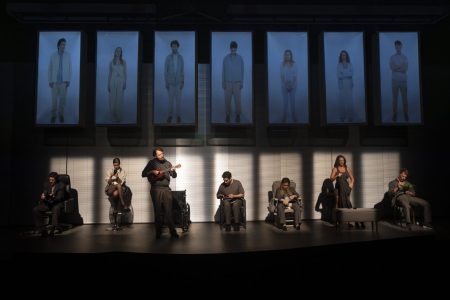 Ενα Κάποιο Κενό: Επτά διαφορετικές ιστορίες ανθρώπων με χιούμορ και συγκίνηση