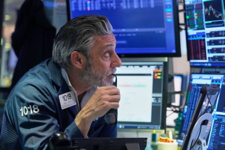 Αγορές: Υποχώρηση, διόρθωση ή η αρχή του τέλους;