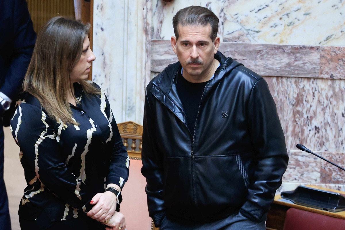 Παραιτήθηκε ο Διαμαντής Καραναστάσης της Πλεύσης Ελευθερίας: «Επιστρέφω στον Πολιτισμό»