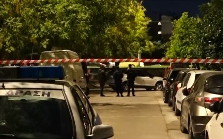 Νέος Κόσμος: Καρέ καρέ ο ξυλοδαρμός του 58χρονου – Το προφίλ του 29χρονου