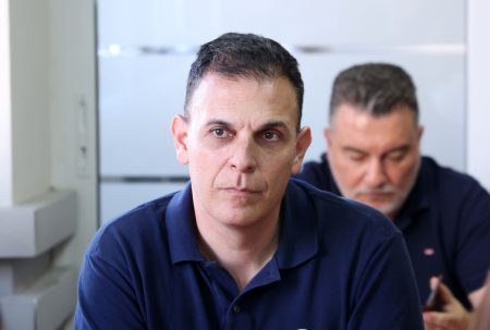 ΣΥΡΙΖΑ: Παραιτήθηκε από βουλευτής ο Γιώργος Καραμέρος