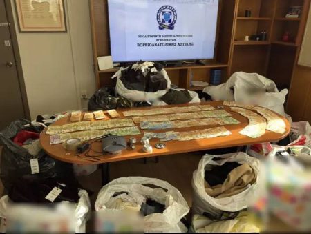 Σπείρα με «βιομηχανία» κλοπής ρούχων από Αθήνα μέχρι Τίρανα