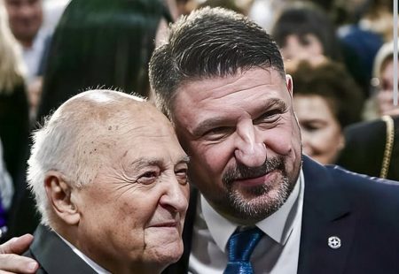 «Ήσουν το πρώτο μου λιμάνι»: Πέθανε ο πατέρας του Νίκου Χαρδαλιά