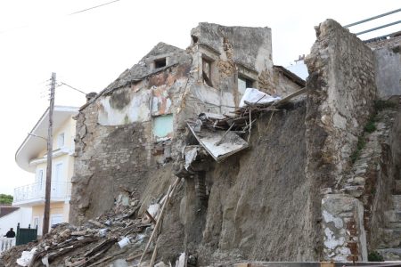 Κακοκαιρία: Γιατί πνίγηκε η βορειοδυτική Ελλάδα – Τι είναι το orographic lifting