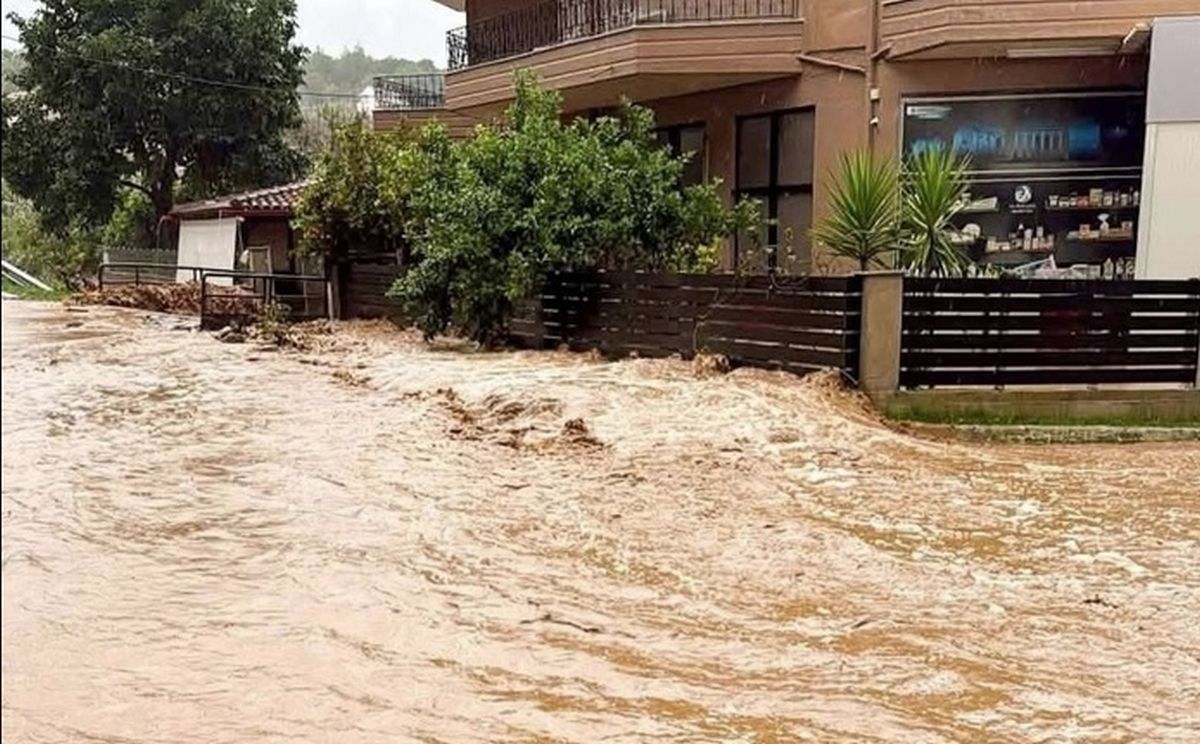 Ήπειρος: Πλημμύρες και ρέματα που έγιναν ποτάμια – Ήχησε 112