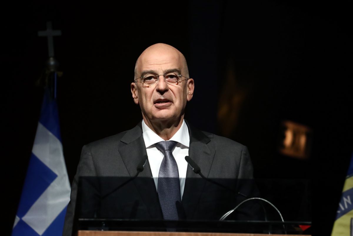 Νέο πακέτο μέριμνας για τις Ένοπλες Δυνάμεις – Τα 7 μέτρα Δένδια