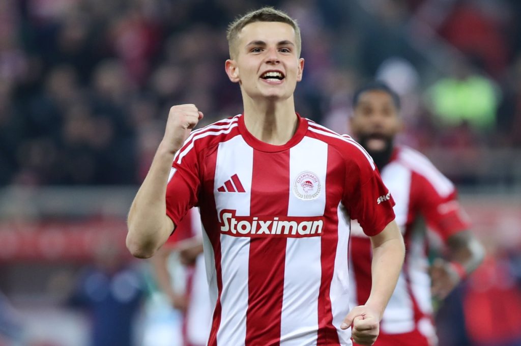 Χρήστος Μουζακίτης: «Ο καλύτερος νέος ποδοσφαιριστής της Ευρώπης»