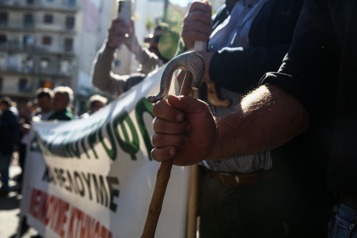 Αγρότες: Κλείνει η Αθηνών-Θεσσαλονίκης στις 5 Δεκεμβρίου