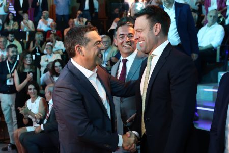 Κασσελάκης για Τσίπρα: Είναι ομοφοβικός, δεν κατάλαβε η Μπέττυ τα αγγλικά του Τάιλερ