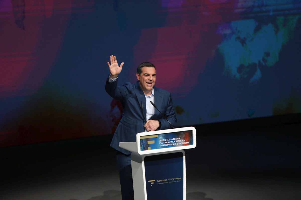 Ο Τσίπρας και η Ιθάκη του: Τα πρόσωπα, τα γεγονότα και η αυτο-κριτική στο βιβλίο της ζωής του