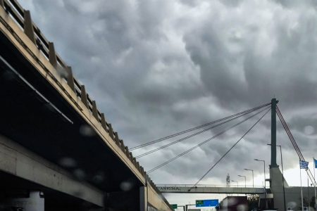 Κυκλοφοριακές ρυθμίσεις: Ποιοι δρόμοι κλείνουν από τα μεσάνυχτα μέχρι τις 7:00