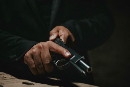 Δημοσκόπηση: Ποιοι αλήθεια θέλουν όπλο;