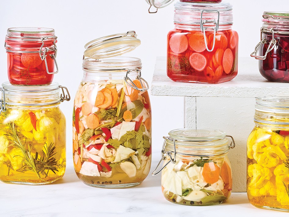 Κάνουμε τουρσί τα λαχανικά του χειμώνα