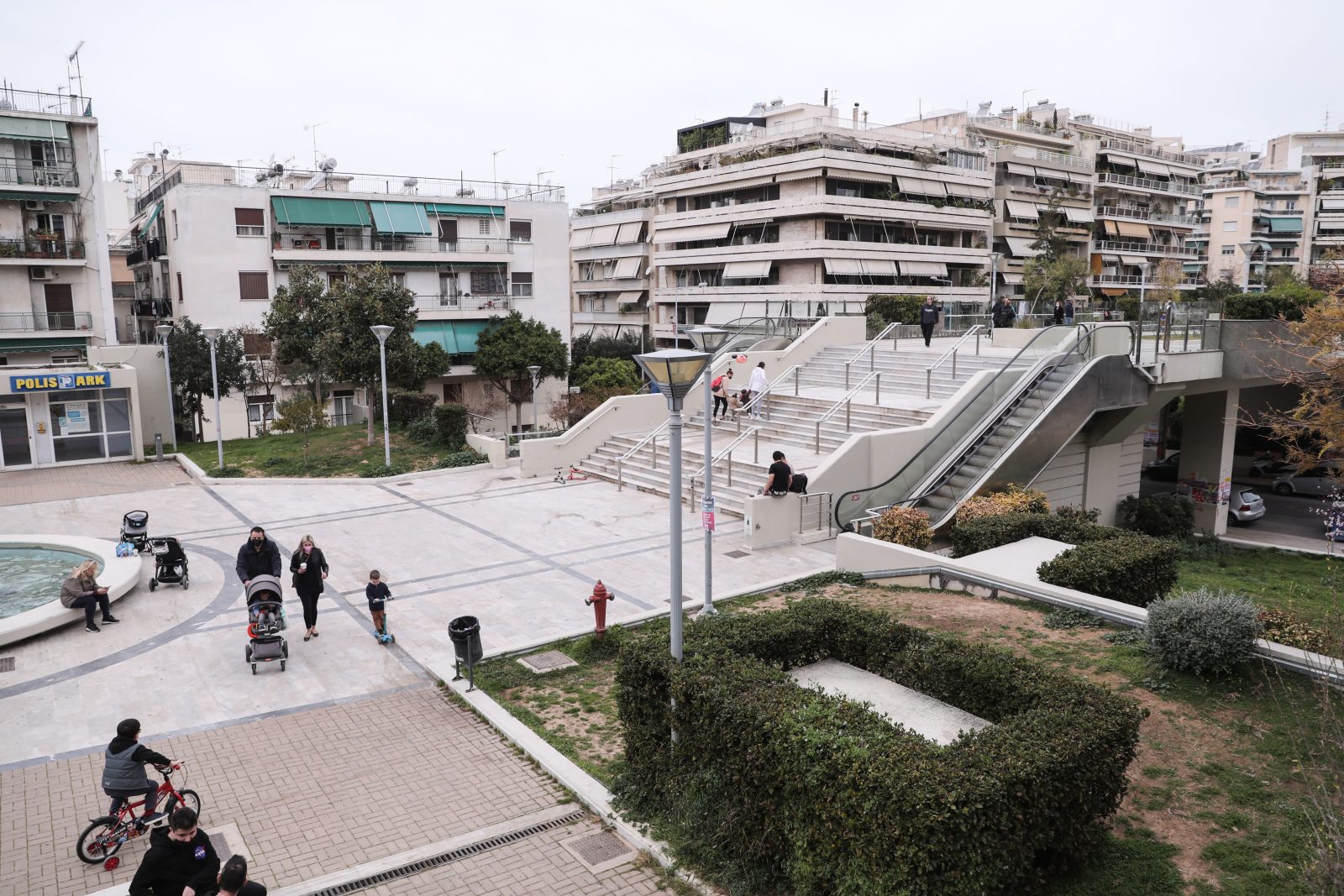 Δήμος Νέας Σμύρνης: Αγνόησε το νόμο Βορίδη, μονιμοποίησε εργαζομένους