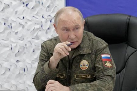 Λαβρόφ: «Η Ουκρανία επιτέθηκε με 91 drones στο σπίτι του Πούτιν» – Διαψεύδει ο Ζελένσκι