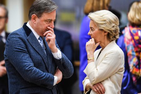 Τρικλοποδιά εντός ΕΕ στη συμφωνία Ουκρανίας – Ρωσίας; Το «λάθος σχέδιο» και τα 140δισ.