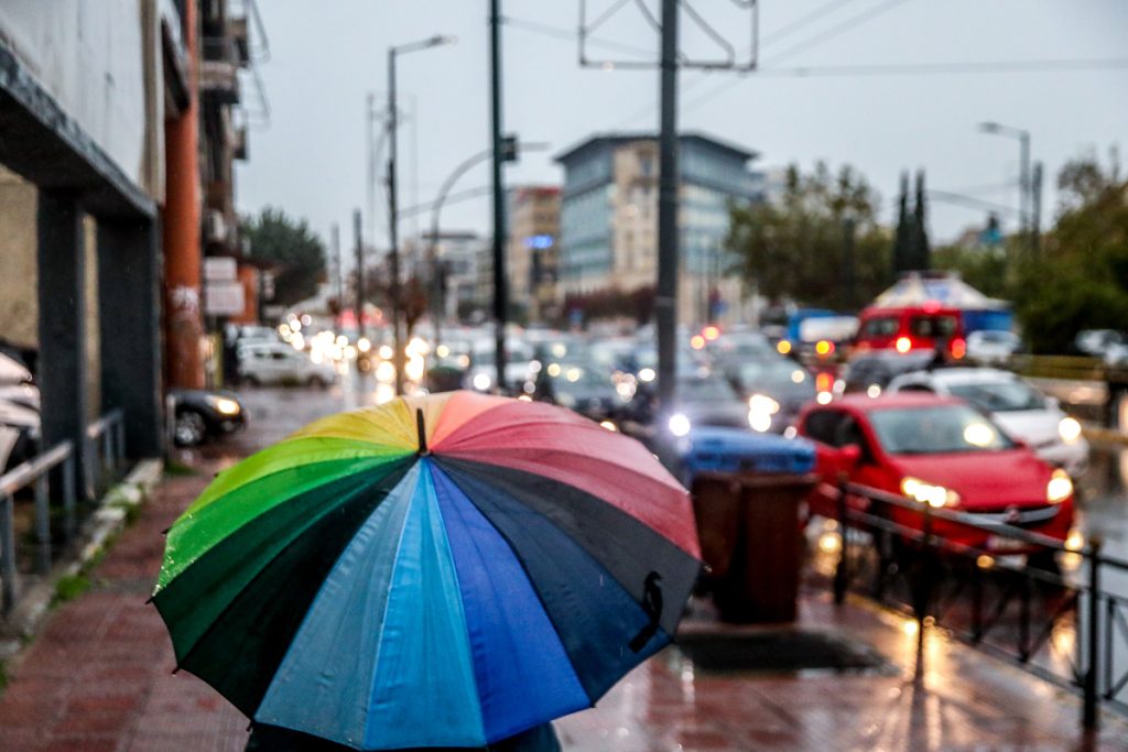 Η κακοκαιρία Adel «χτυπά» και την Αττική – Το έκτακτο δελτίο της ΕΜΥ και τα προβλήματα