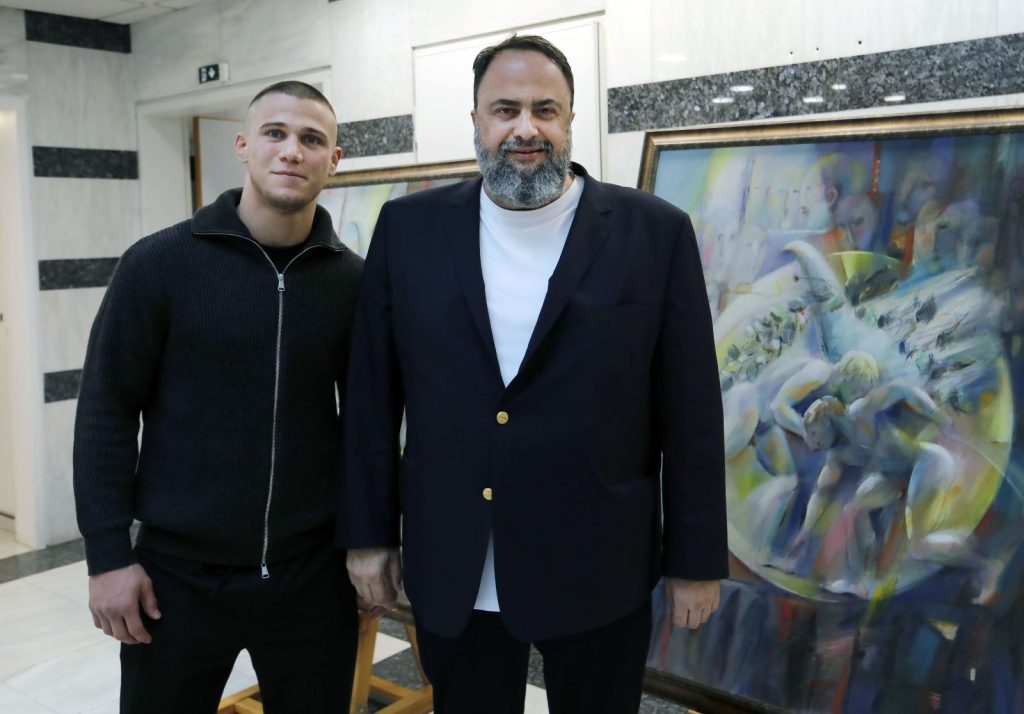 Βαγγέλης Μαρινάκης: Στηρίζει τον παγκόσμιο πρωταθλητή πάλης Γιώργο Κουγιουμτσίδη για τους Ολυμπιακούς Αγώνες