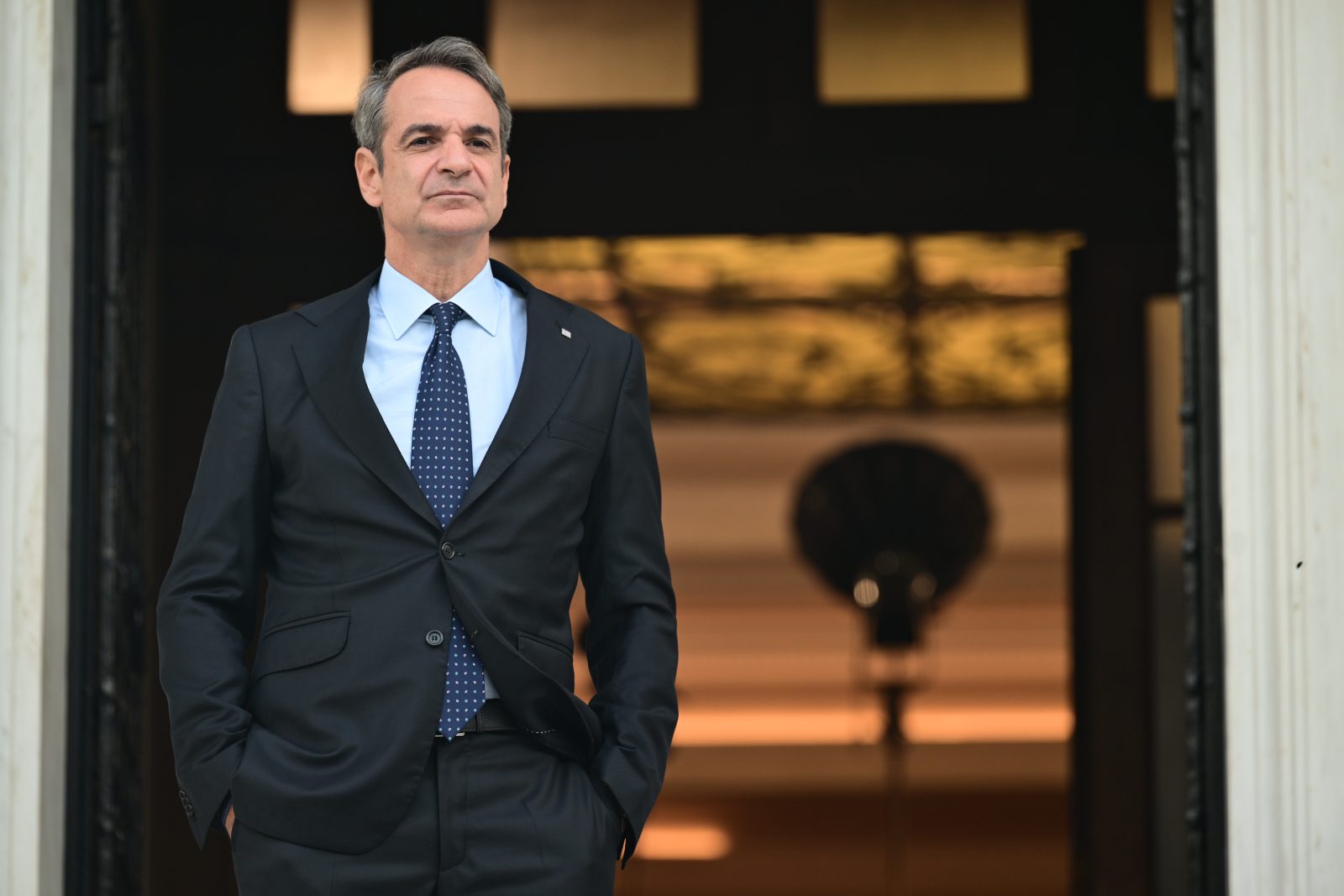 Και τώρα στο Μαξίμου βλέπουν φως