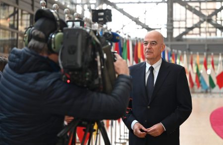 Δένδιας στις Βρυξέλλες: Η Ελλάδα εχει να προσφέρει στην αμυντική ετοιμότητα της ΕΕ