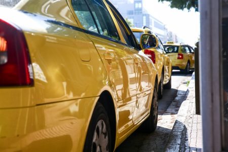 48ωρη απεργία ταξί:  Πότε ξανατραβούν χειρόφρενο οι ιδιοκτήτες