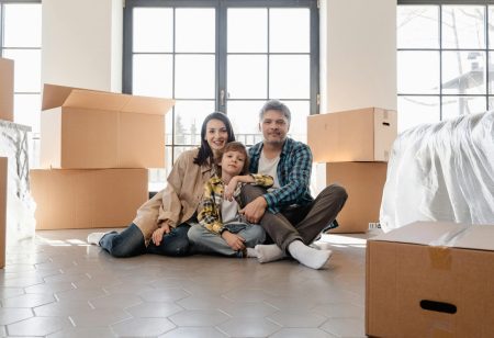 Η viral καμπάνια για τους γονείς που «ποστάρουν» τα παιδιά τους στα social media