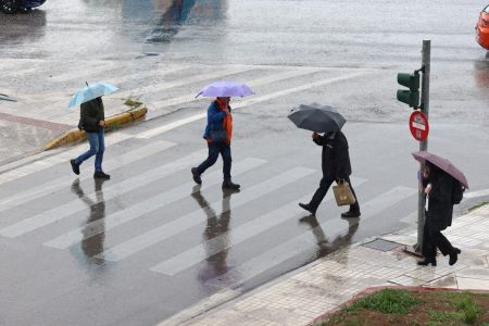 Καιρός: Οι βροχές επιστρέφουν – Αυτές είναι οι δύσκολες μέρες, τι ισχύει για Αθήνα