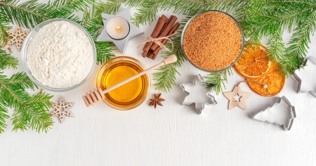 Γιατί οι Γιορτές μυρίζουν πάντα μέλι, κανέλα και γαρίφαλλο;