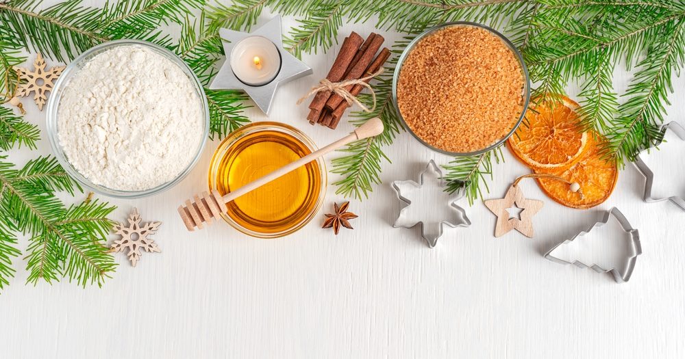 Γιατί οι Γιορτές μυρίζουν πάντα μέλι, κανέλα και γαρίφαλλο;