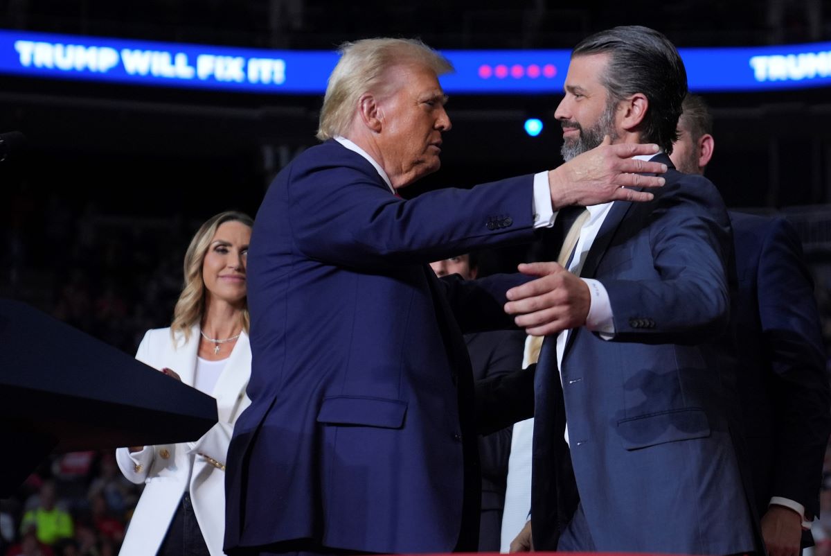 Ντόναλντ Τραμπ Τζούνιορ: Τι κρύβει η συμφωνία startup – Πενταγώνου, τα $620 εκατ.