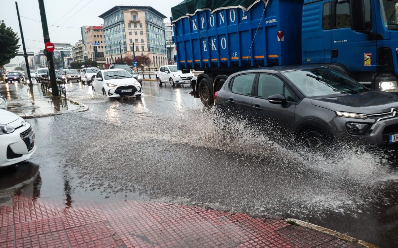 Πλημμύρες: «Τσακωμός» δημάρχων για το… σιντριβάνι στη Σκρα