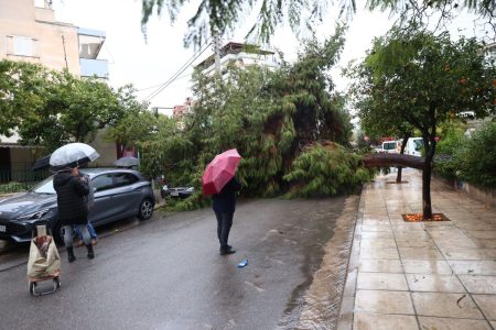 Νέο έκτακτο από την ΕΜΥ: Πώς κινείται η κακοκαιρία Byron