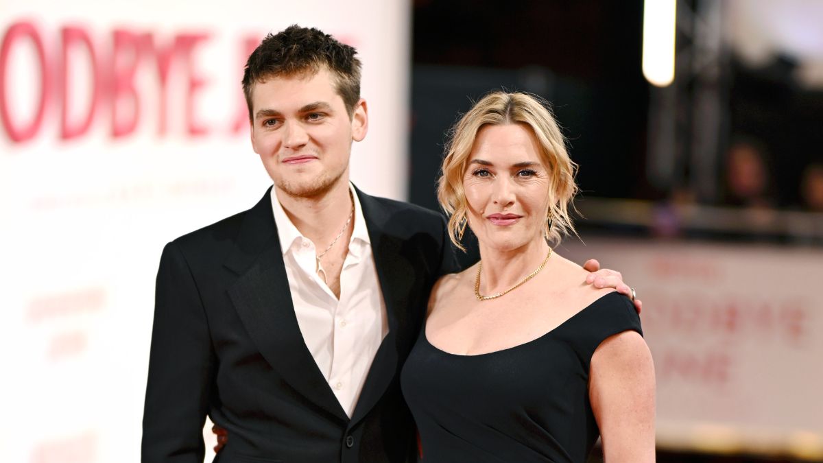 Kate Winslet: Η σπάνια δημόσια εμφάνιση με τον 21χρονο γιο της – Η ταινία που έγραψε εκείνος και σκηνοθέτησε η ίδια