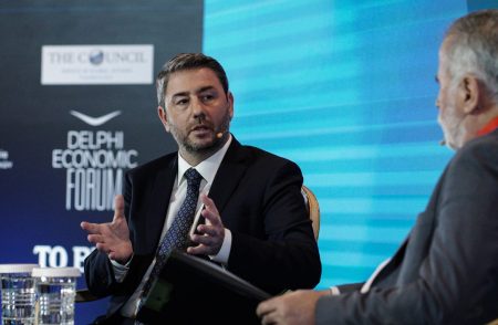 Το ΠαΣοΚ σε συμπληγάδες