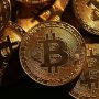 Bitcoin: Από την εκτόξευση στην ελεύθερη πτώση