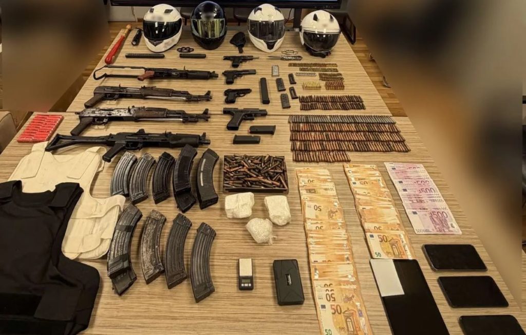 Greek Mafia: Το οπλοστάσιο που βρέθηκε στη γιάφκα – Το βαρύ κατηγορητήριο