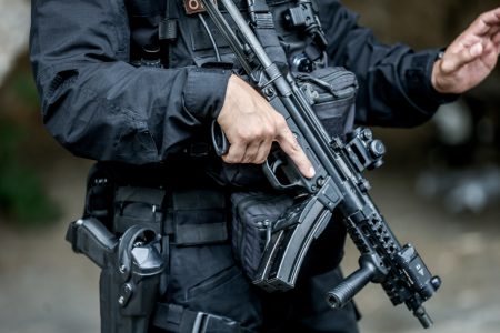 Φοινικούντα: Συνελήφθησαν ο ανιψιός του ιδιοκτήτη κάμπινγκ και ο φίλος του