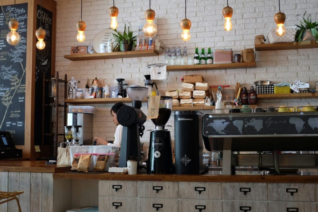 Οικονομία του καφέ: Μοντέλο με «πήλινα πόδια» ή εύκολη λύση χωρίς μεγάλο ρίσκο