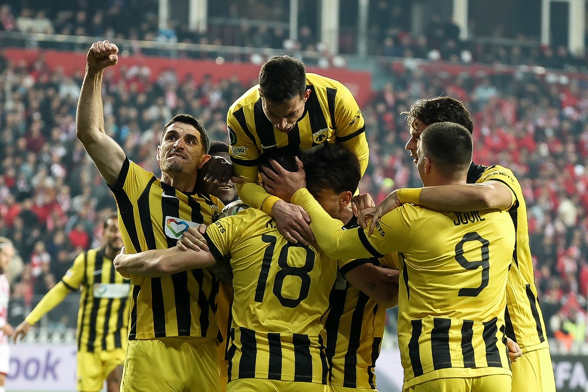 Σαμσουνσπορ – ΑΕΚ 1-2: Μεγάλο διπλό με ανατροπή και πρόκριση για την Ένωση