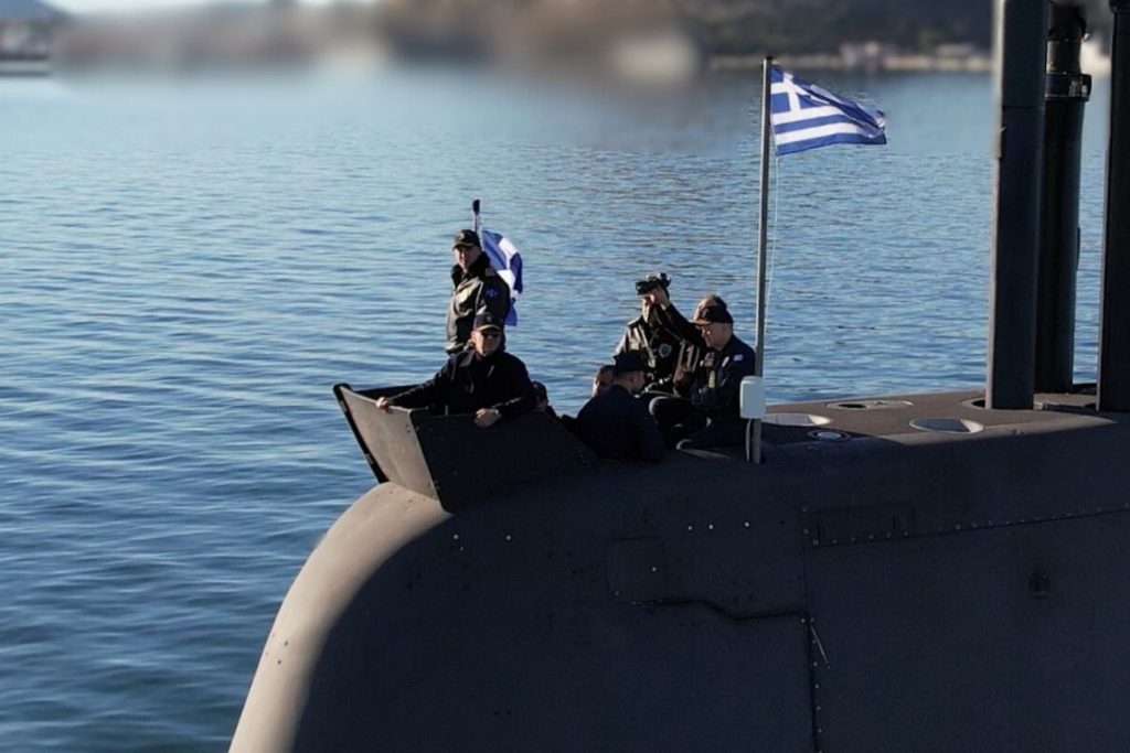 Στο υποβρύχιο «Πιπίνος» ο Δένδιας, παρακολούθησε την άσκηση «Περισκόπιο»